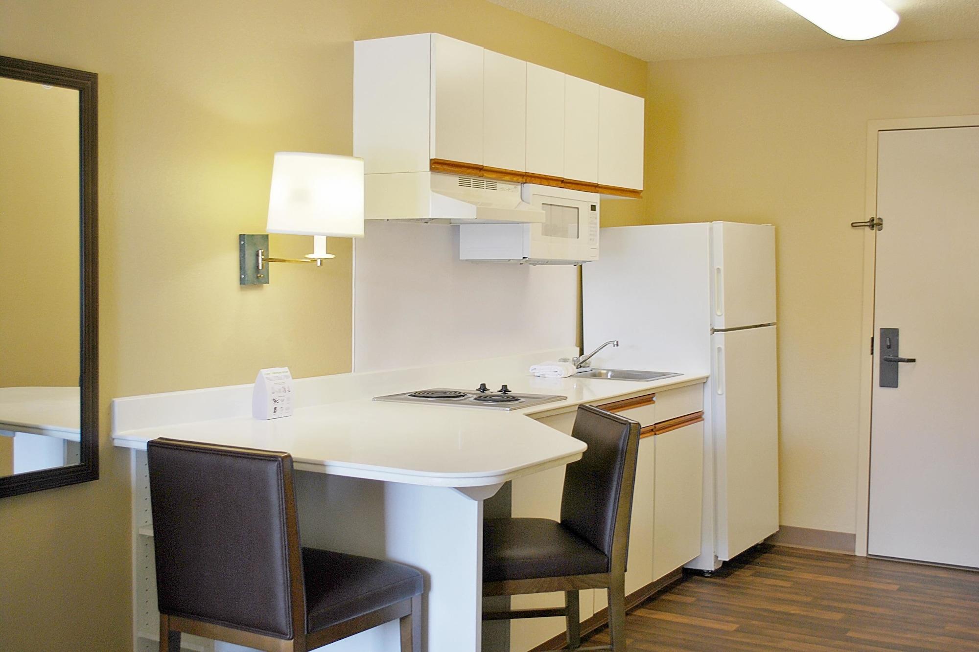 Extended Stay America Suites - Bakersfield - Chester Lane Экстерьер фото