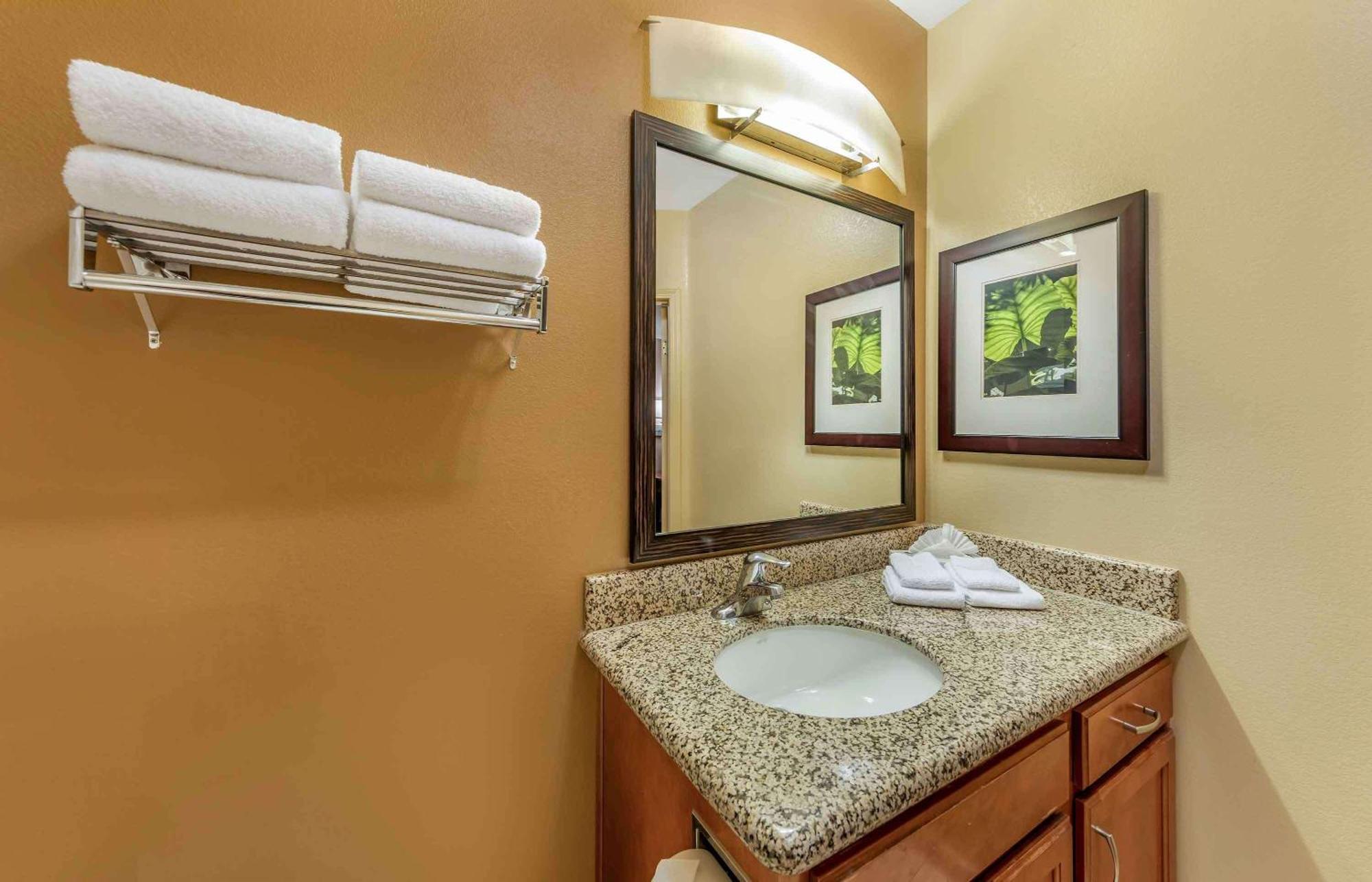 Extended Stay America Suites - Bakersfield - Chester Lane Экстерьер фото