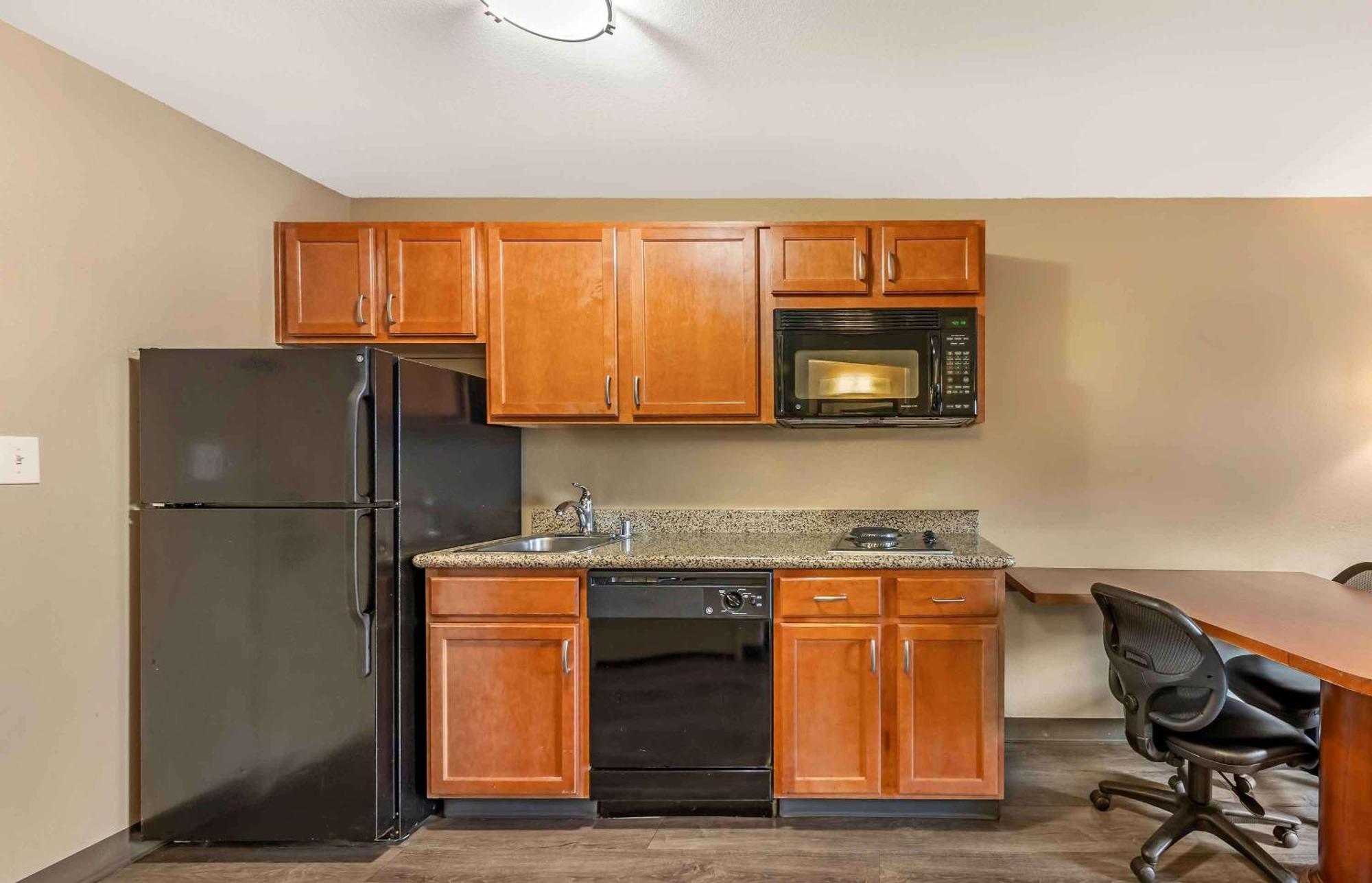 Extended Stay America Suites - Bakersfield - Chester Lane Экстерьер фото