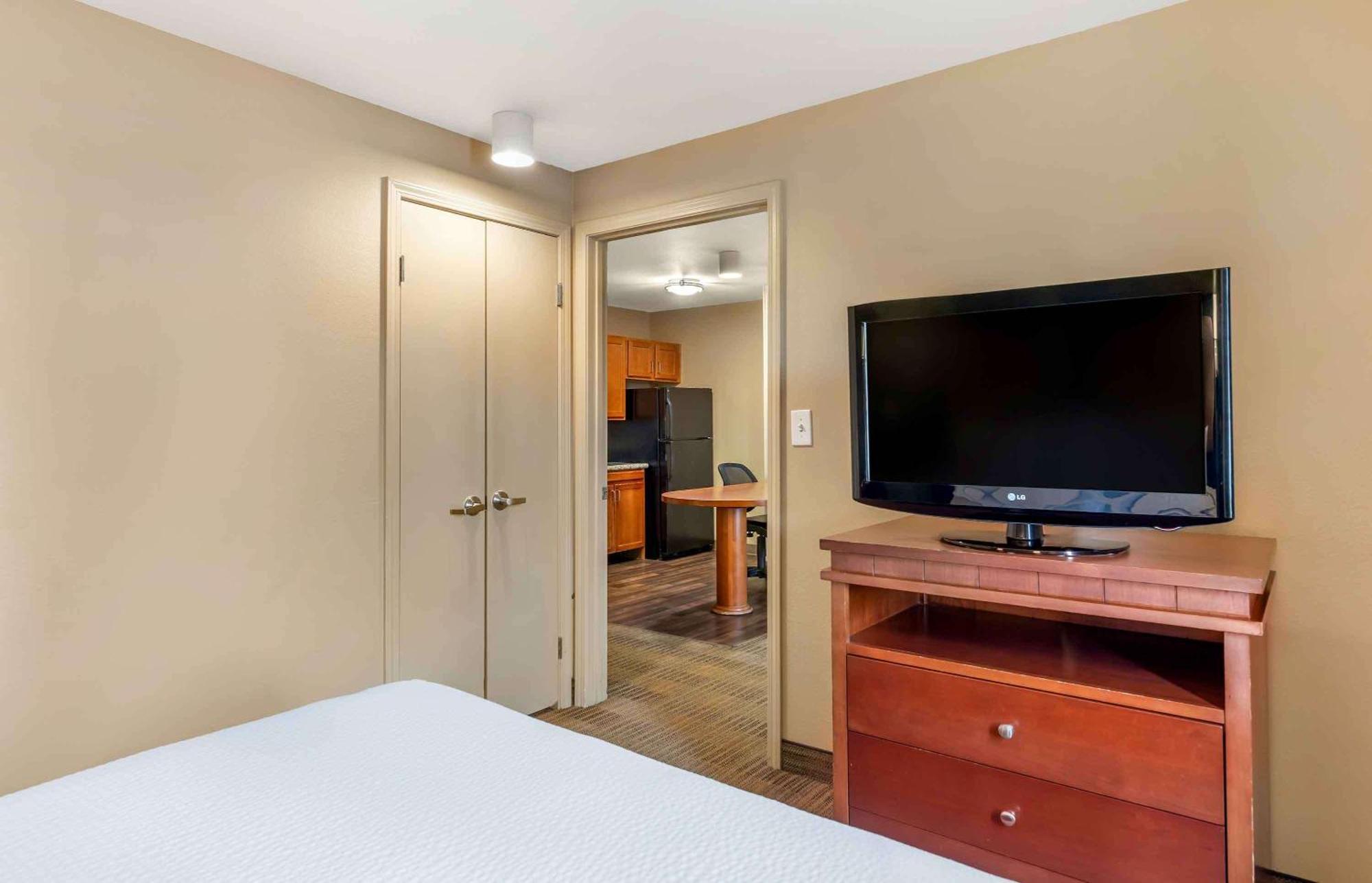Extended Stay America Suites - Bakersfield - Chester Lane Экстерьер фото