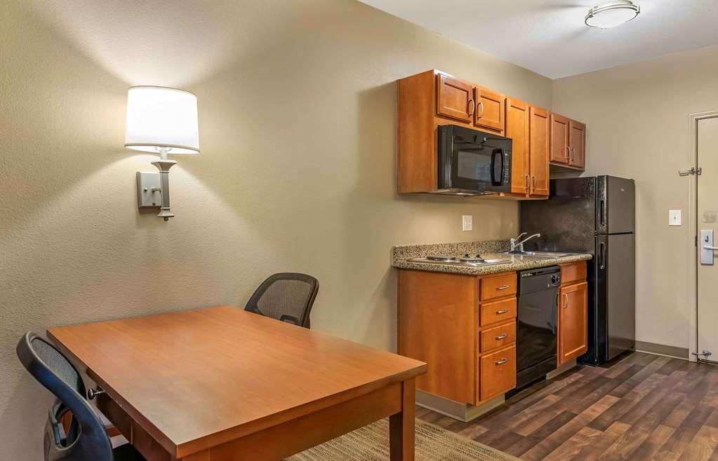 Extended Stay America Suites - Bakersfield - Chester Lane Номер фото
